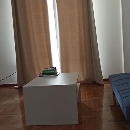 Chris'S Athens Home In The Center Of Everything מראה חיצוני תמונה