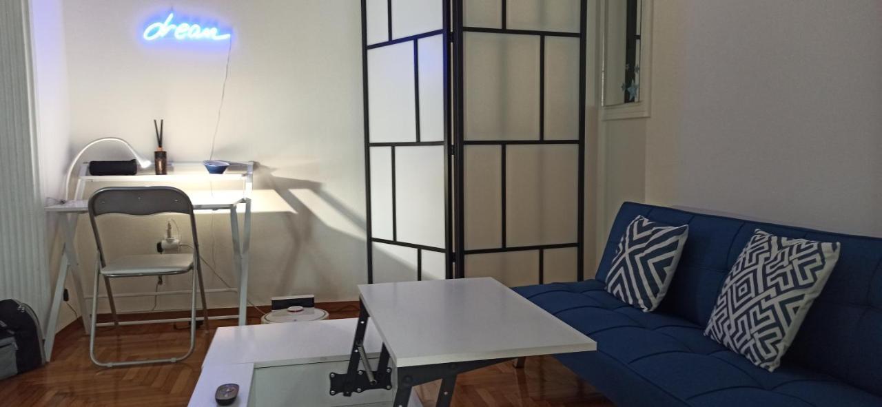 Chris'S Athens Home In The Center Of Everything מראה חיצוני תמונה