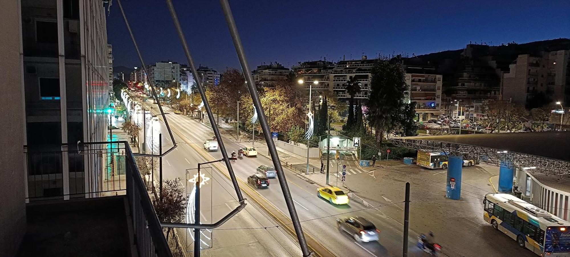 Chris'S Athens Home In The Center Of Everything מראה חיצוני תמונה